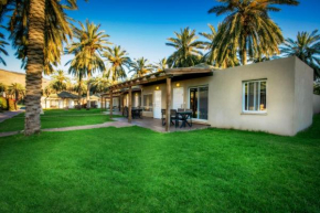 Гостиница Kfar Kinneret  Холон